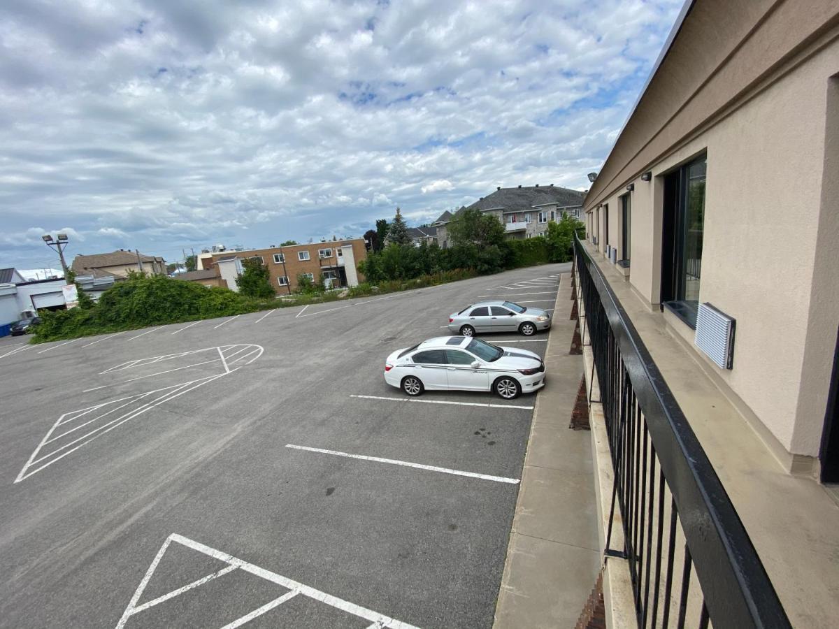 Motel St-Eustache Saint-Eustache Exterior photo